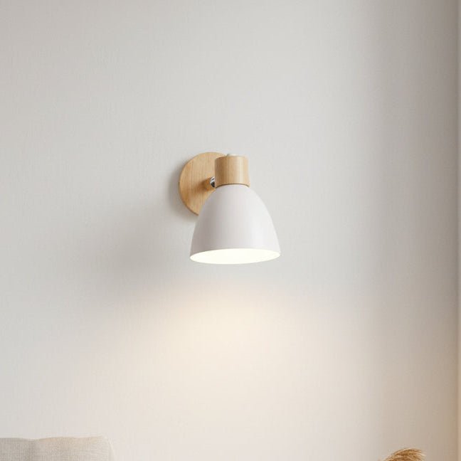 YADIEL WALL LIGHT – Modern wooden wall lamp in Nordic style