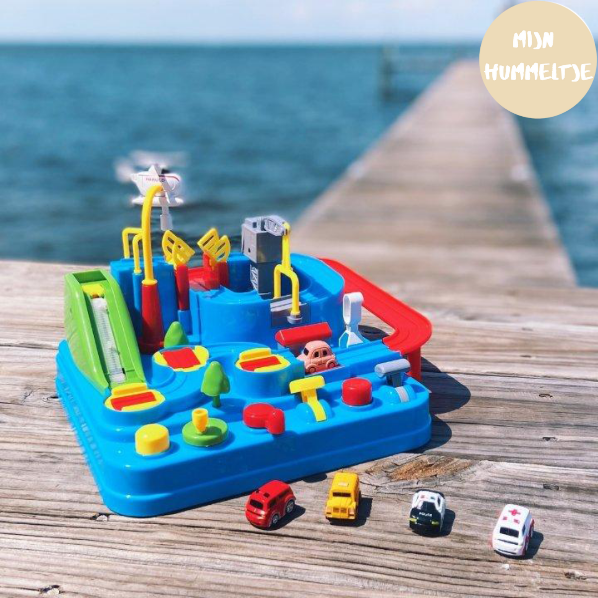 CityAdventure - Interactive city playset with cars & helicopter for children aged 3+