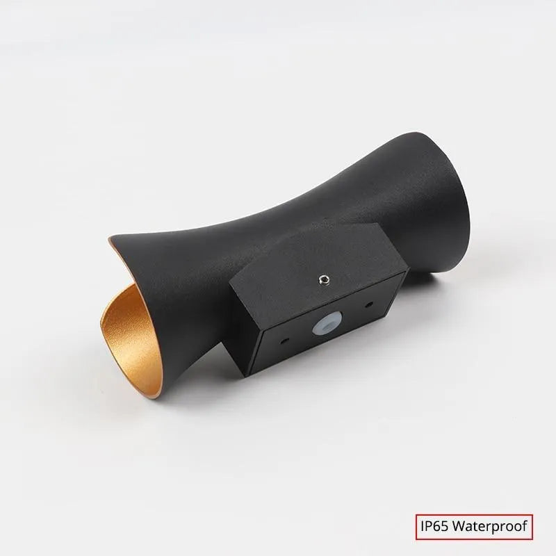 Orr Curved Outdoor LED Light - Weatherproof wall light with IP65 protection