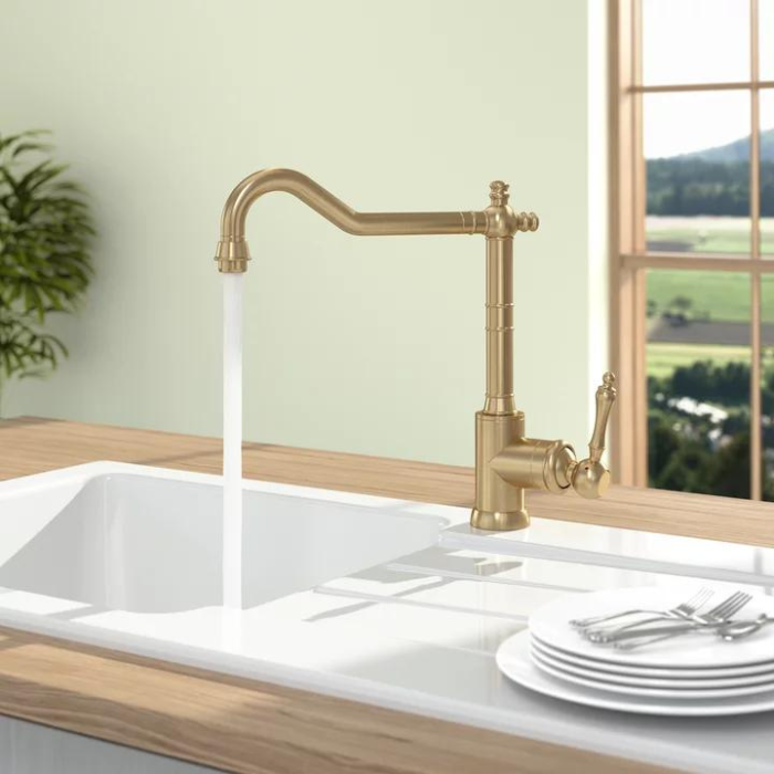Grifo de cocina Avia 2.0 Gold de Villeroy & Boch – Nostálgico y brillante para cada cocina