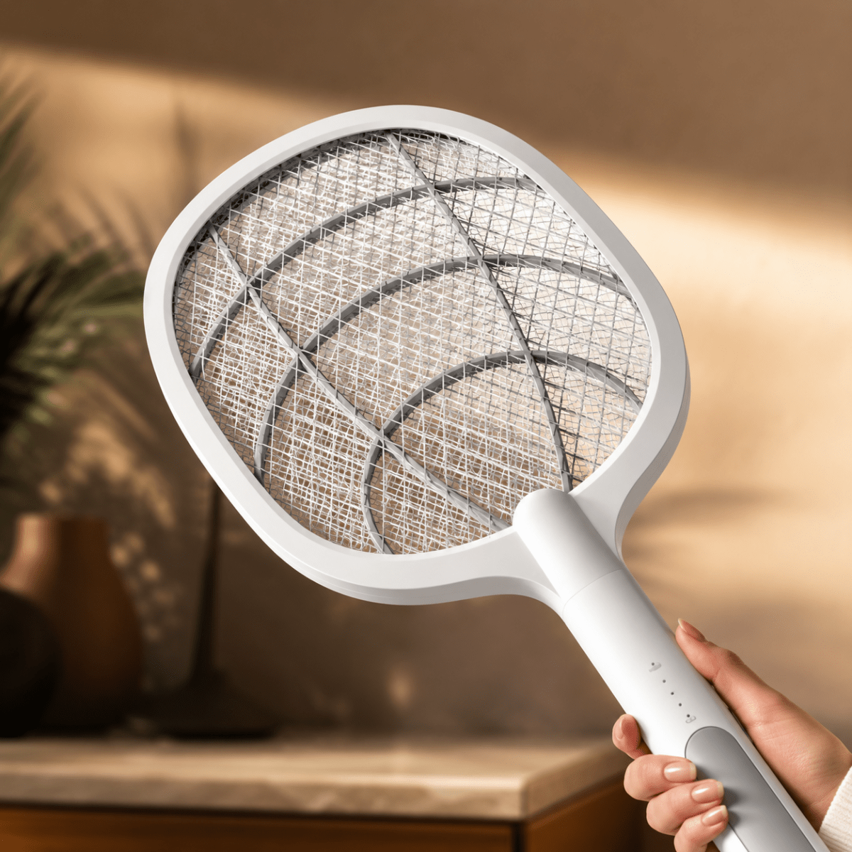 MOSQUITRON – Electric Mosquito Swatter with USB Charging and Safety Mesh