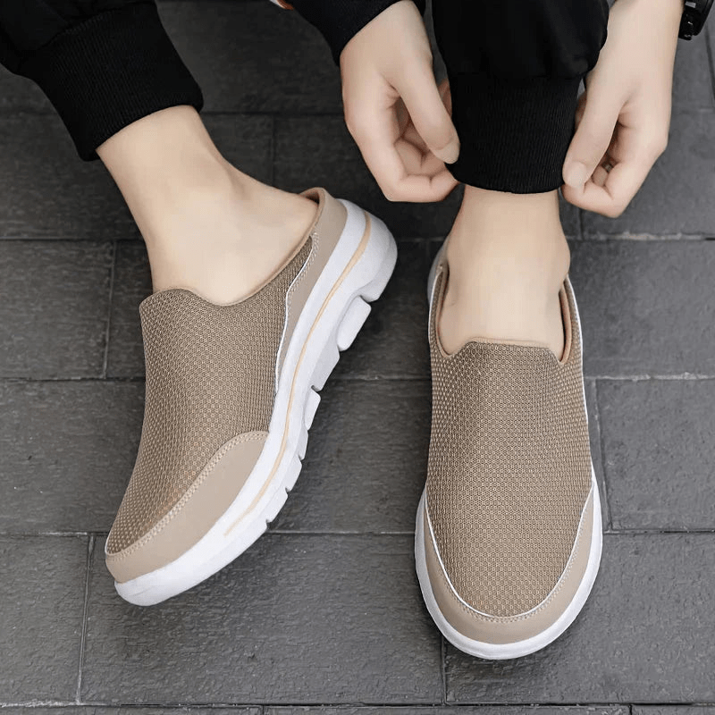 AEROSTEP – Breathable Men's Slippers for Comfort & Freshness