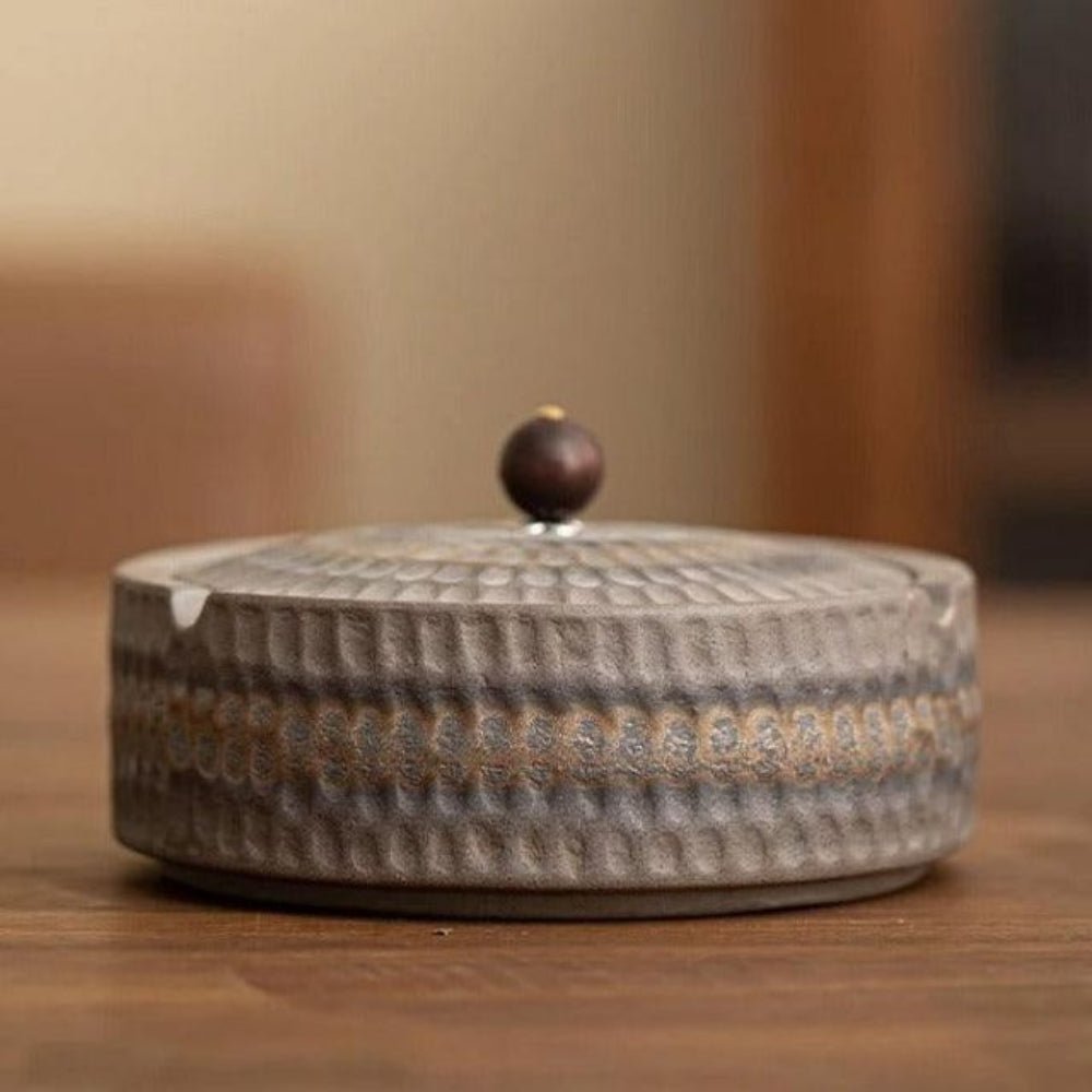 CALMCOAL – Minimalistischer Keramikaschenbecher mit Holzdeckel 6