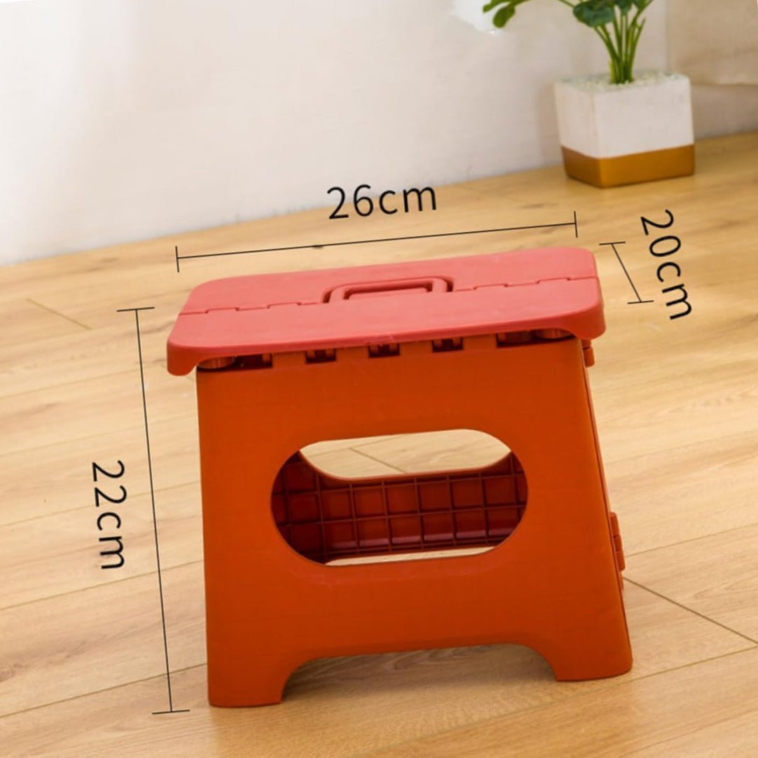 UPREACH – Portable folding step for safe access to heights in everyday life