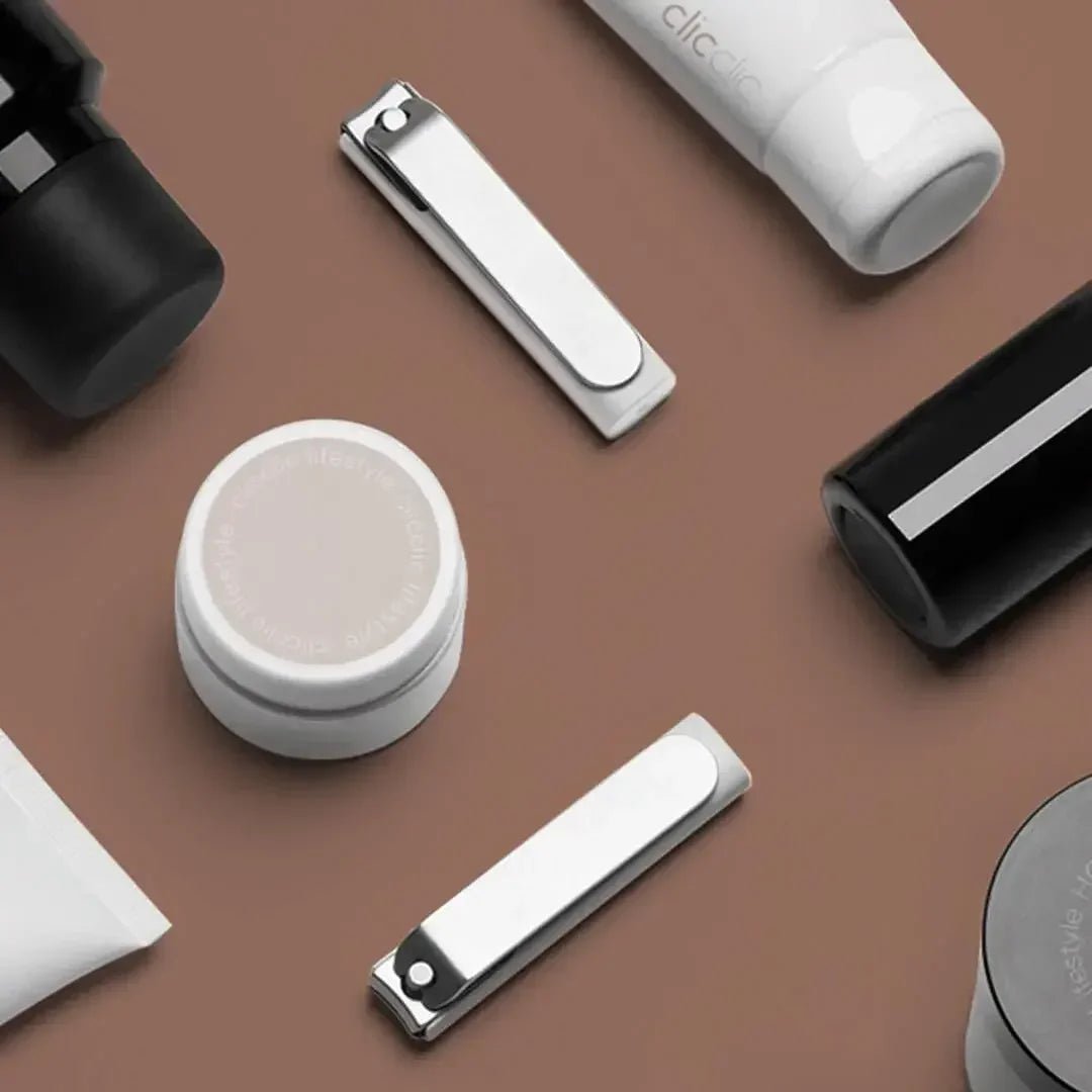 NAILGUARD – Nail Clipper with Splash Guard and Integrated File