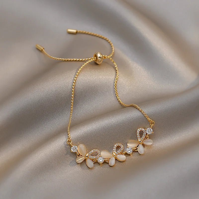 CRYSTALVIA – Elegantes Strassarmband für Damen mit verstellbarer Passform 11