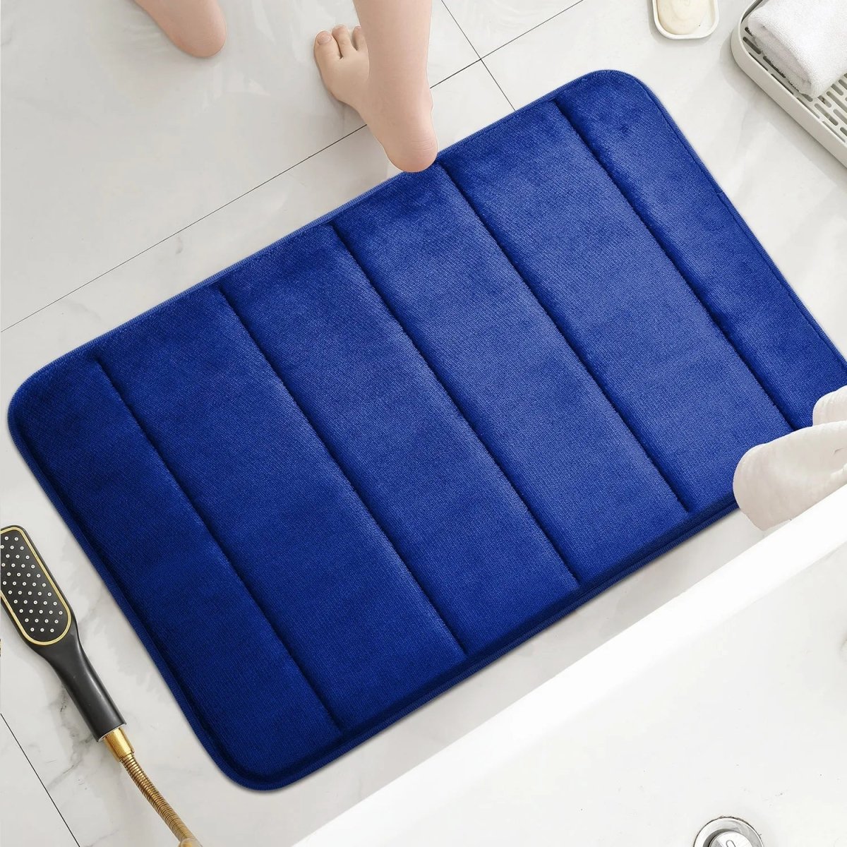 CORAL VELVET BATH MAT – Bathroom Mat made of Microfiber for Comfort & Safety