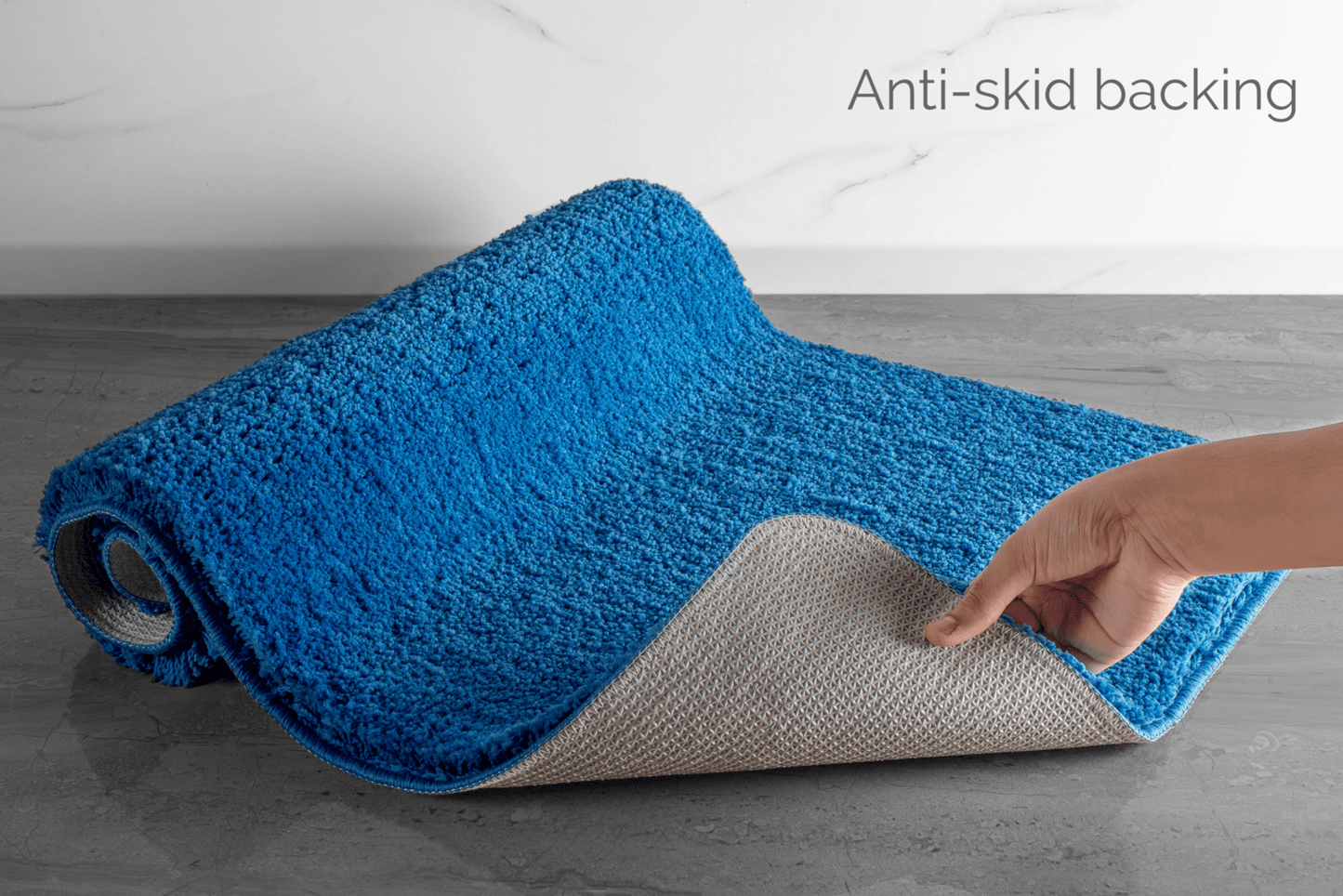DRYSENSE – Rutschfeste, extrem saugfähige Mikrofaser-Badematte für Badezimmerkomfort 4