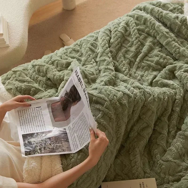 Thick lambswool blanket - Fluffy winter blanket for maximum warmth