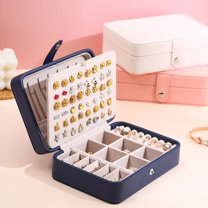 JewelCase – Elegant Leather Jewelry Box for Rings and Earrings