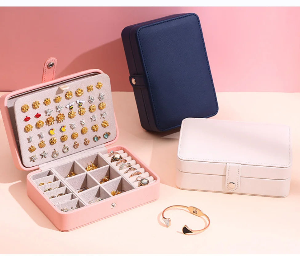 JewelCase – Elegant Leather Jewelry Box for Rings and Earrings