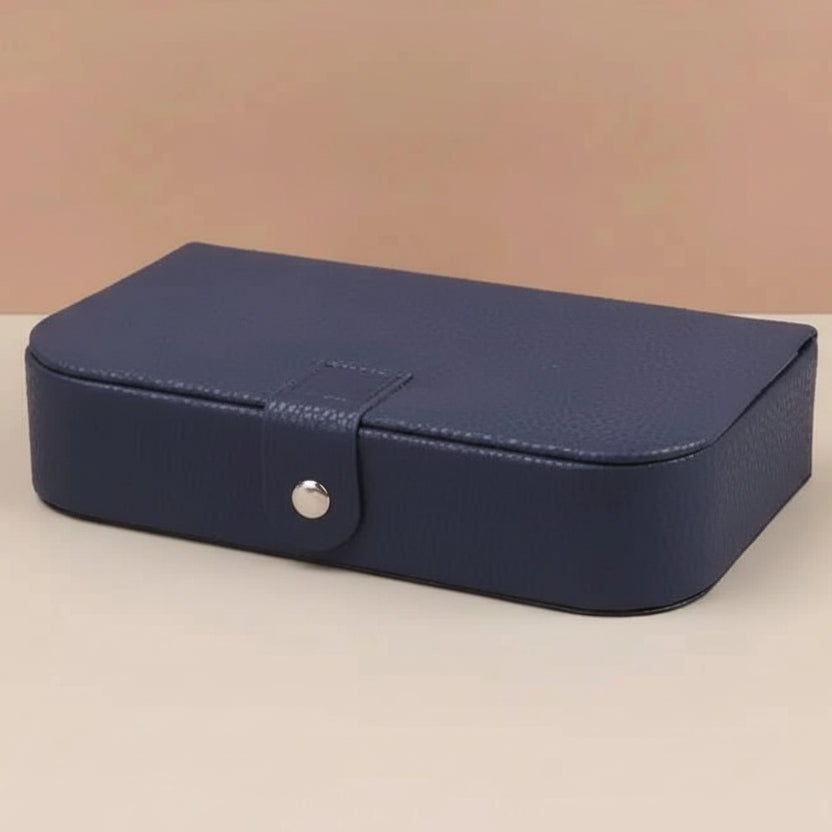 Velouré – Mini Jewelry Box made of Velour, Compact & Stylish