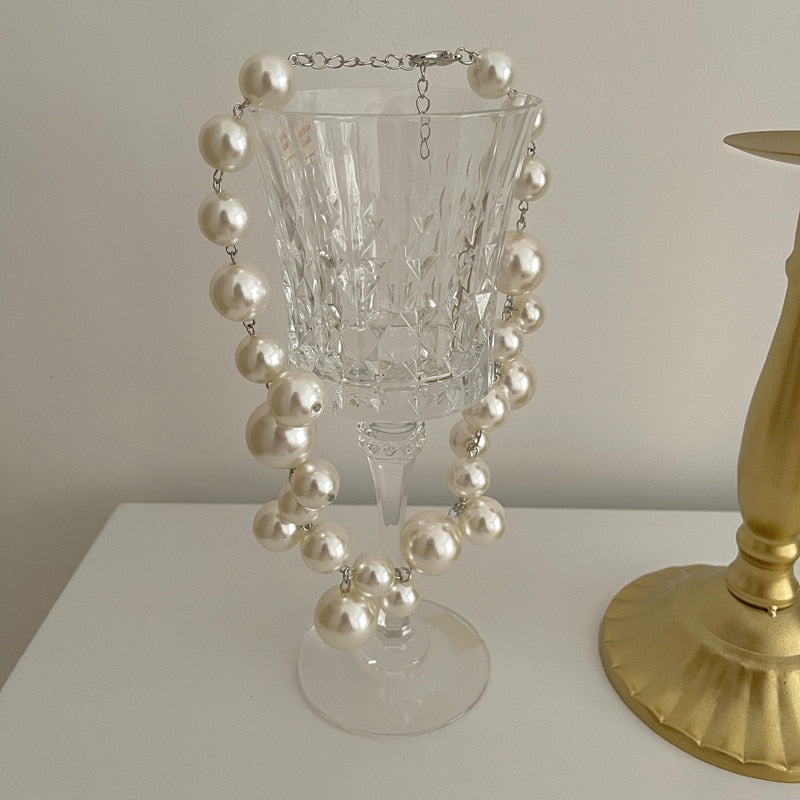 COLLAR DE PERLAS ELARA – Deslumbrante collar de perlas para una elegancia atemporal