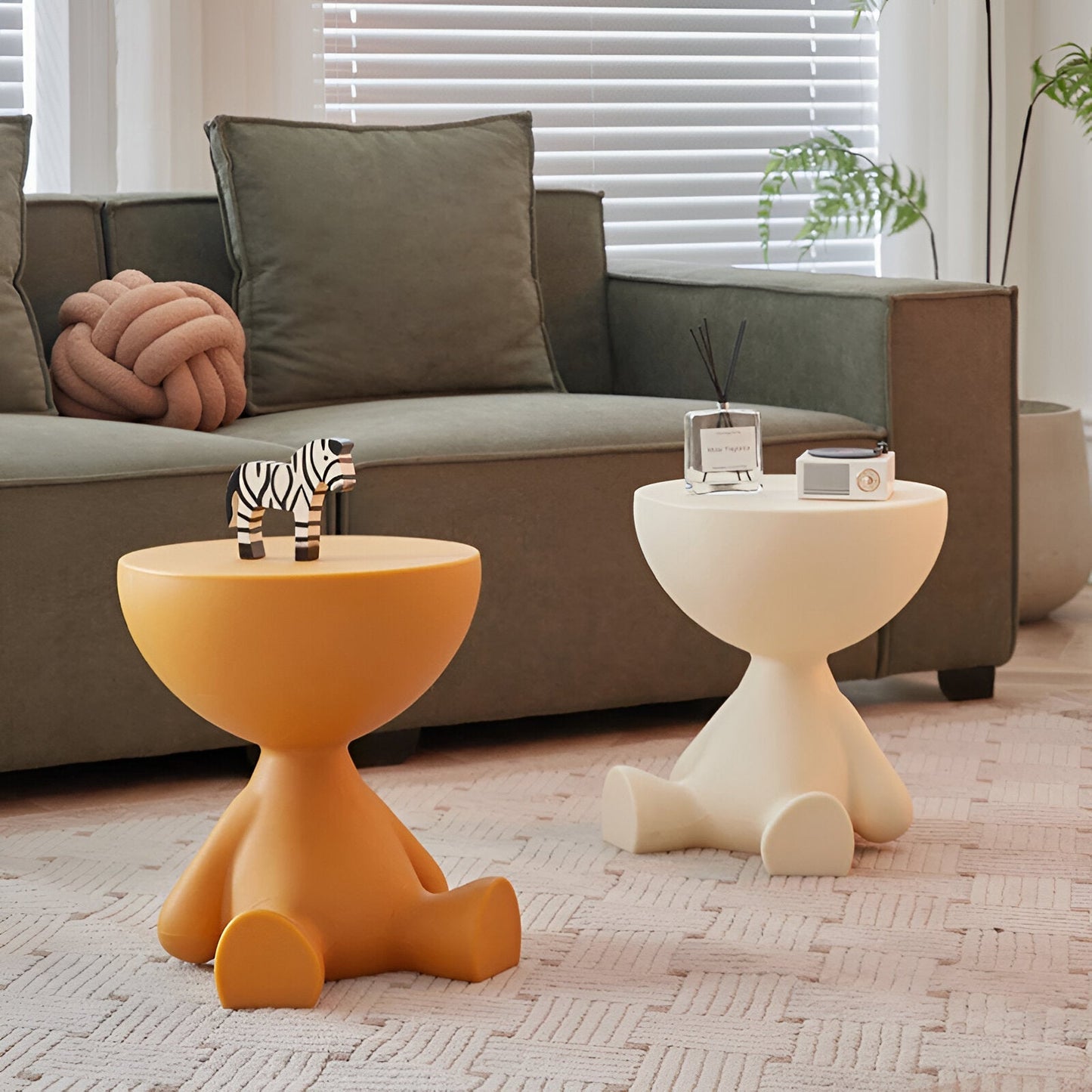 LUXROUND TABLE - Elegant round lounge table for stylish living