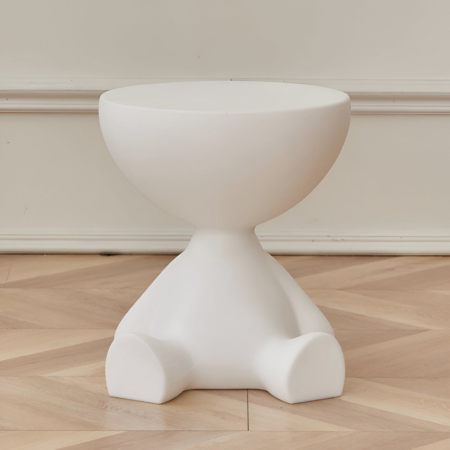 LUXROUND TABLE - Elegant round lounge table for stylish living