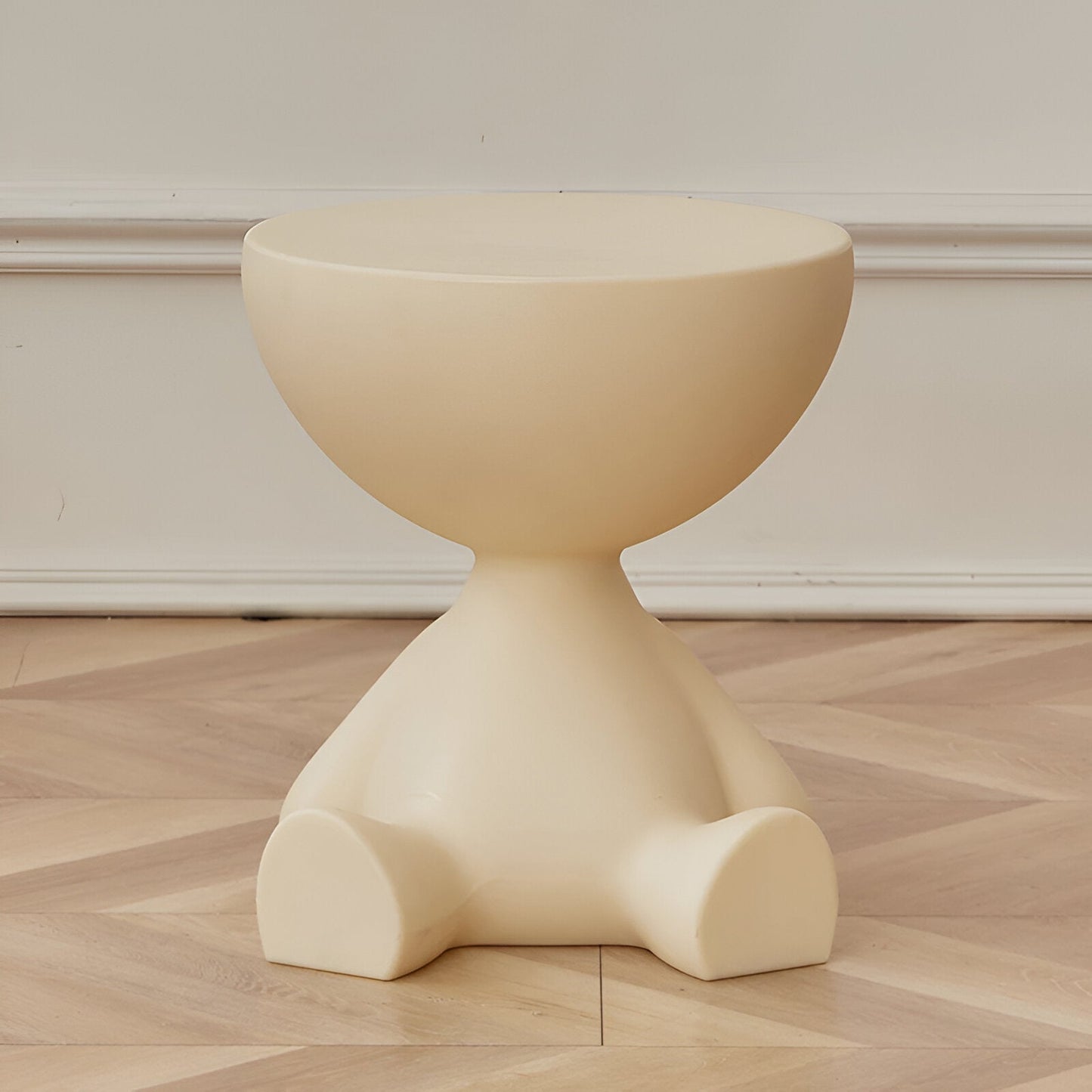 LUXROUND TABLE - Elegant round lounge table for stylish living