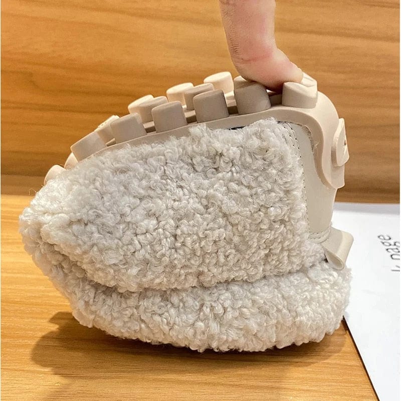 ELEGANSTEP – Elegant Winter Slippers for Warmth and Comfort