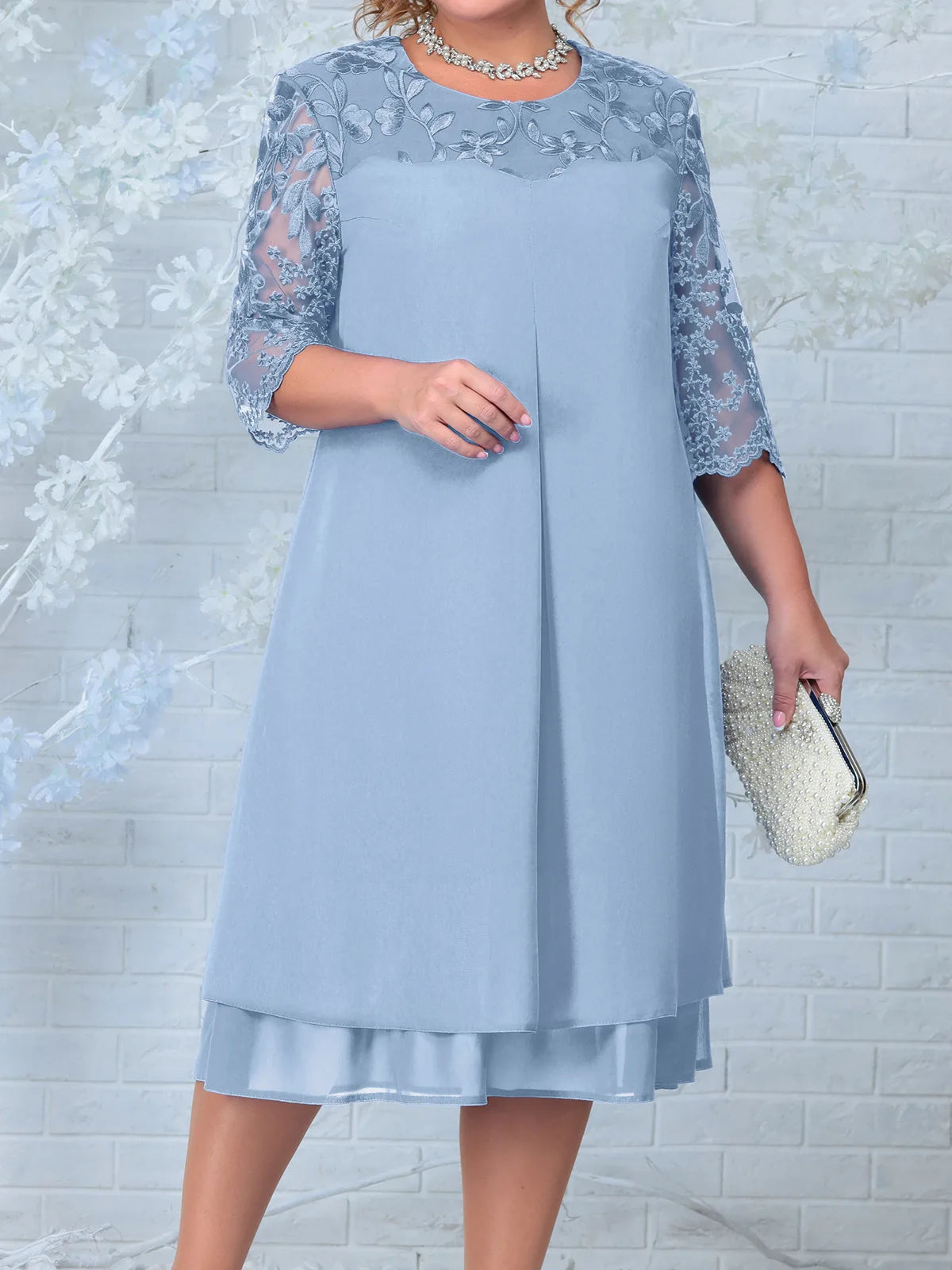 GRACE GALA DRESS - Elegant embroidered oversized banquet dress