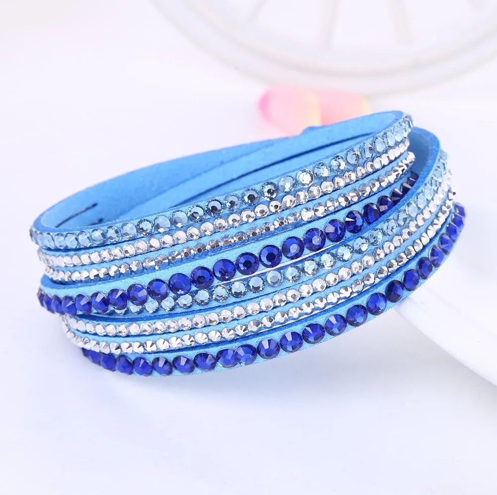 CRYSTAL WRAP – Elegantes brazalete envolvente con cristales para mujer