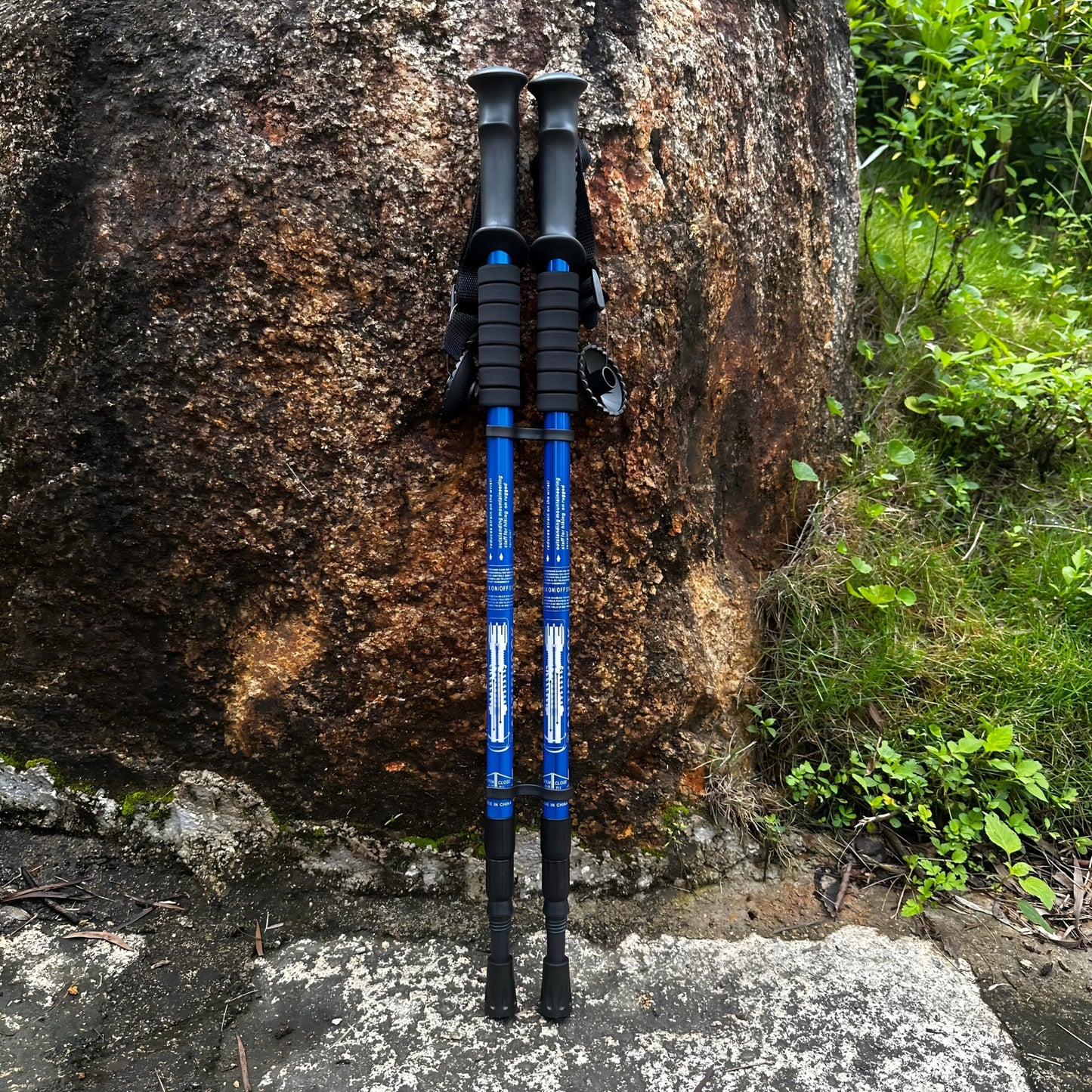 Aluminium trekking poles - lightweight, shock-absorbing support for adventurous hikers