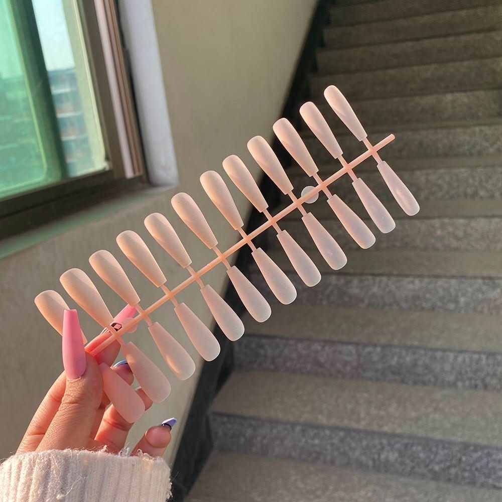 Variant image for ChicNails - 24 Stück Künstliche Fingernägel Zum Aufkleben, Matte, Wiederverwendbar-13