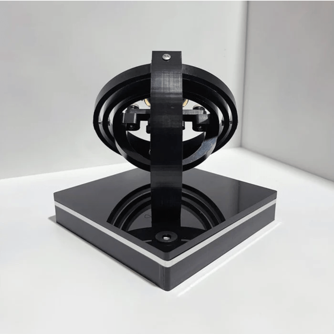 TimeVault – Remontoir automatique pour montres avec design élégant pour montres de luxe