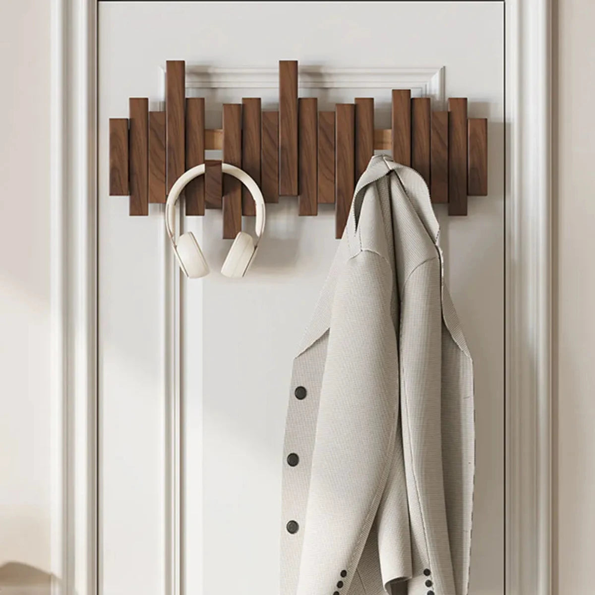 PIANOHANG Wall Rack - Wall coat rack made of walnut or beech wood in piano design