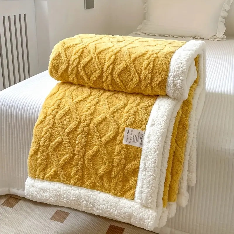 Snuggle Sherpa Blanket – Soft Reversible Fleece Blanket for Year-Round Comfort