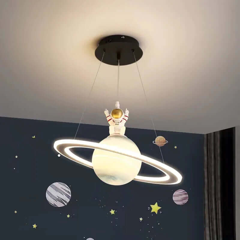 Lámpara colgante LED Planeta – Lámpara infantil imaginativa con diseño de planeta
