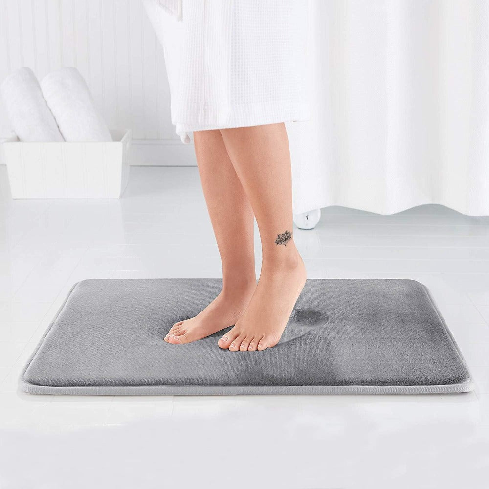 SoftStep – Luxurious Memory Foam Bath Mat for Comfort & Safety