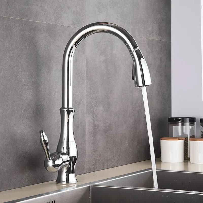 GOLDSTREAM Kitchen Mixer - Luxurious kitchen tap with pull-out spray & swivel function in a golden finish