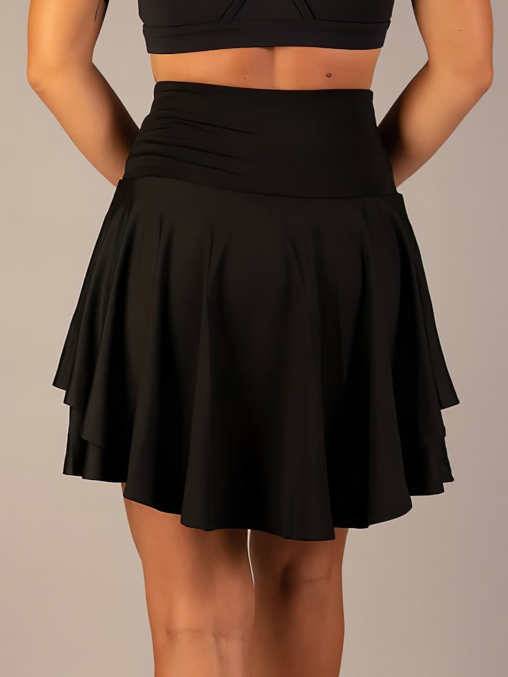 MAJA TENNIS SKIRT - Functional women's tennis skirt with integrated shorts