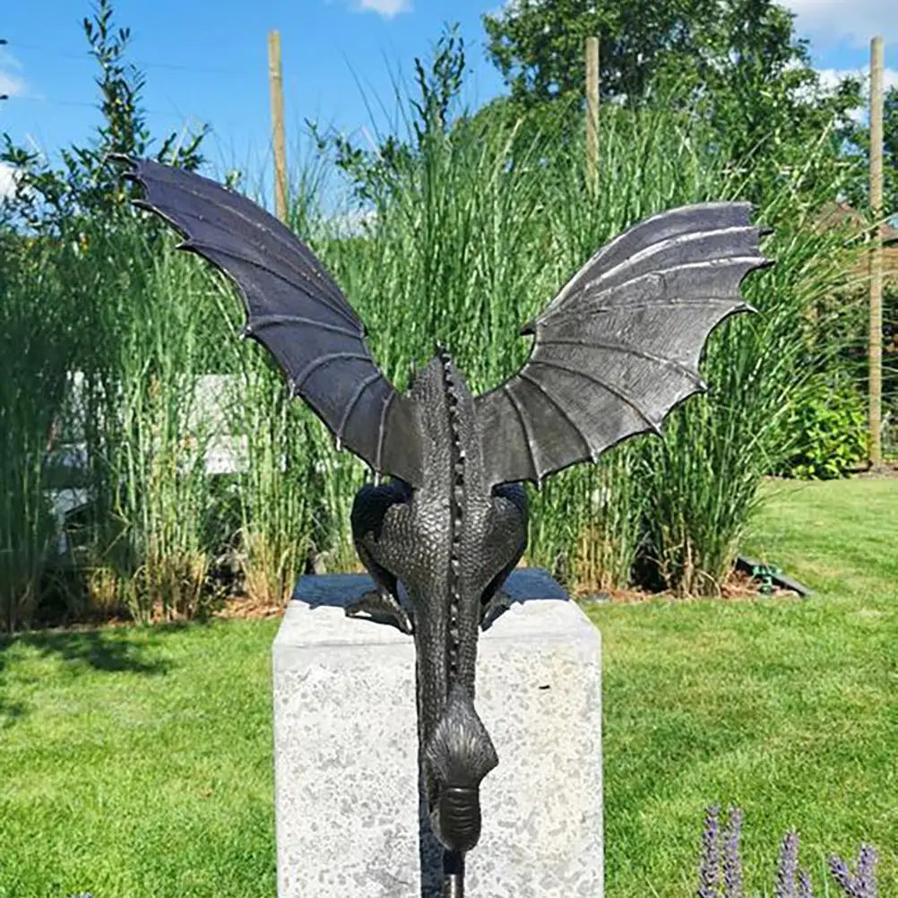 Magische Drachenstatue aus Kunstharz - Wetterfestes Gartendekor mit Bronzeoptik 5