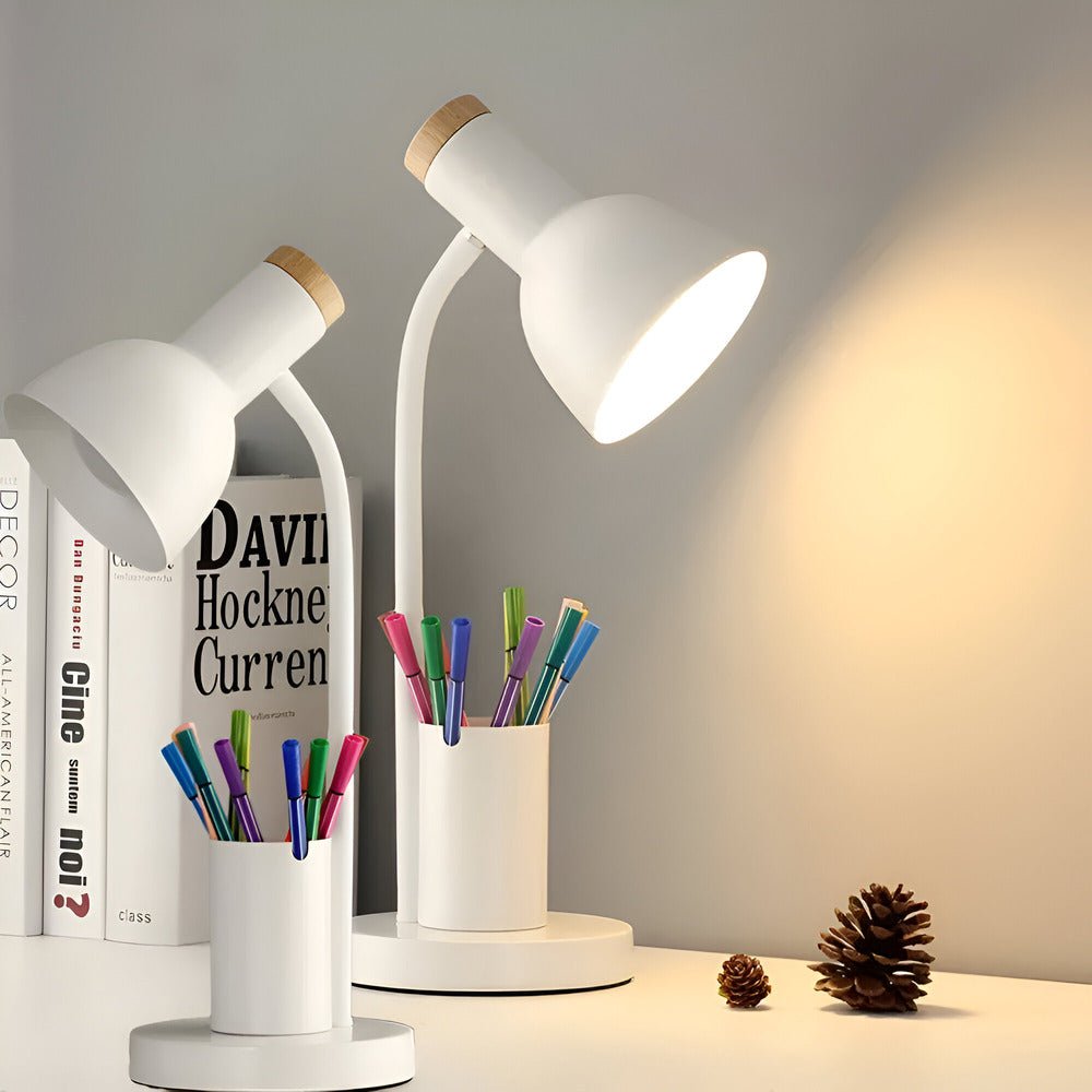 BrightHold – Lampada da tavolo LED moderna con portapenne per scrivania e casa