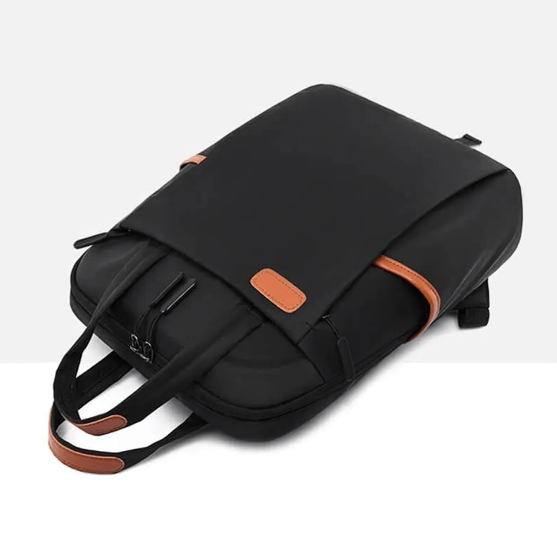 NOVA ANTI-THEFT BACKPACK - Theft-proof backpack with hidden zips for safe travelling