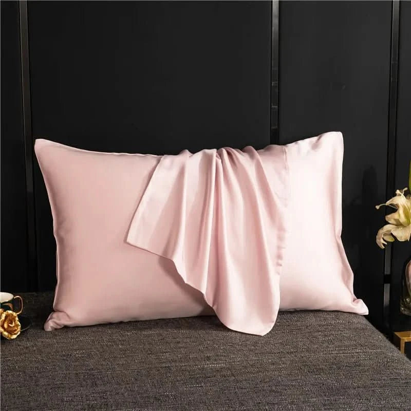 SilkNest Pillowcase – Luxurious, Easy-Care & Solid-Colored for Comfortable Sleep
