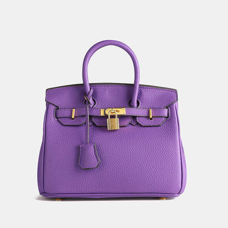 LuxeHide Lederhandtasche – Premium Cowhide & Stilvolles Design für jeden Anlass