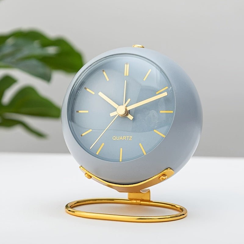 Buzzley – Retro Analog Alarm Clock with Silent Mechanism