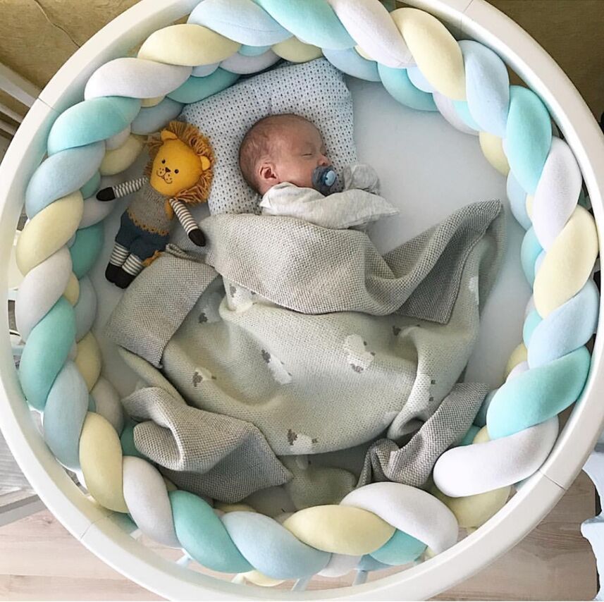 SnuggleNest – Geweven babyhoofdkussen voor een veilige en rustgevende slaap
