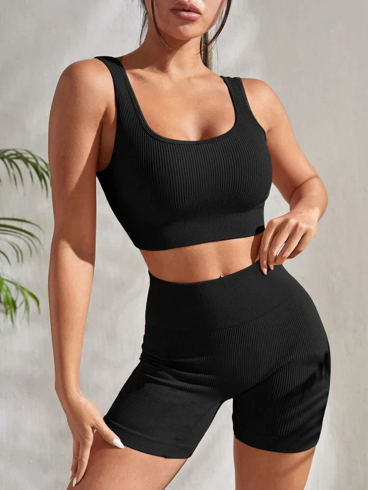 Sienna Fitness Set - 2-piece sports outfit for women with comfort & style