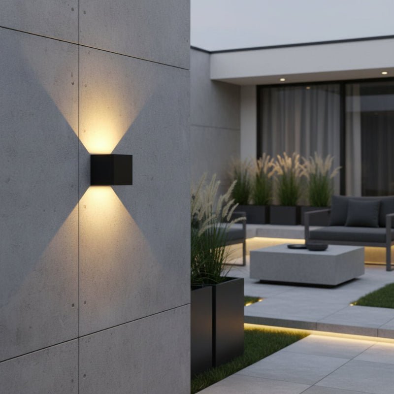 BRIGHTBOX – Modern Waterproof IP65 LED Wall Light Made of Aluminum