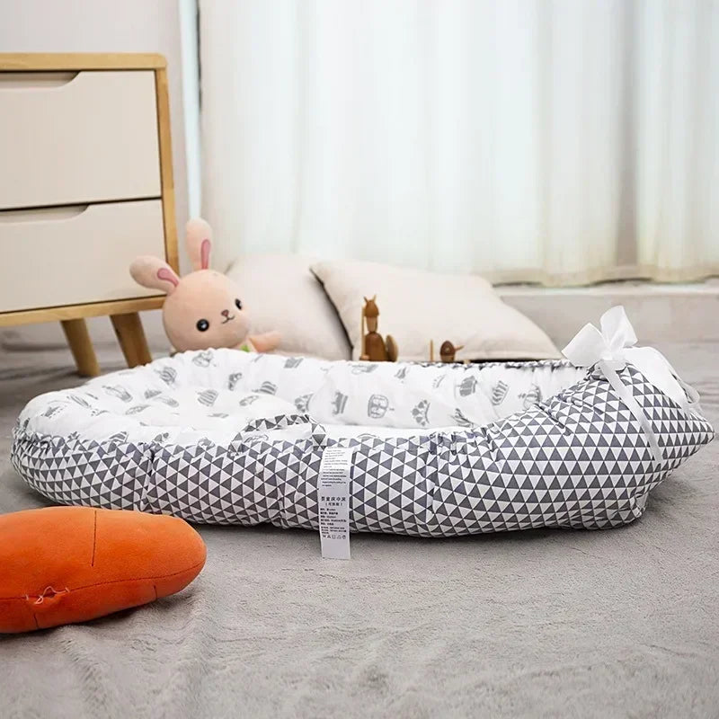NapNest – Cuna plegable para bebé para un sueño seguro en casa y de viaje