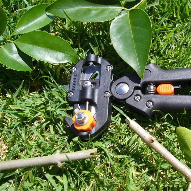 GraftMate precision cutter - Ergonomic tool for grafting & cutting