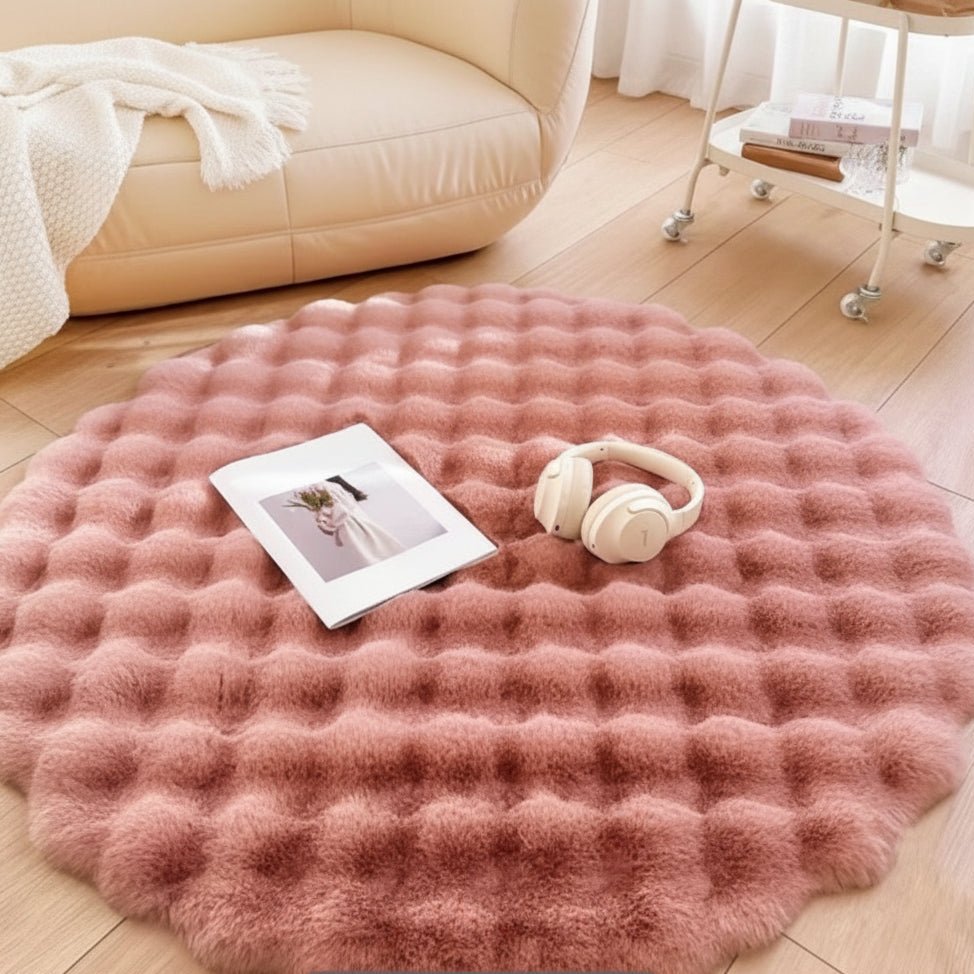 NORDILOFT – Fluffy, round polyester rug for cozy Scandinavian living spaces