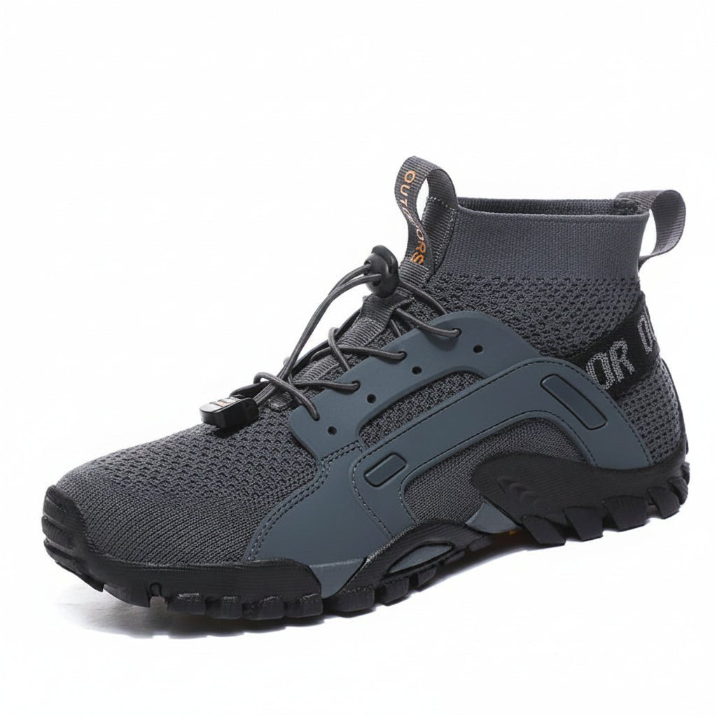 FLOWRUN – Lightweight quick-drying water shoes for men with a grippy sole