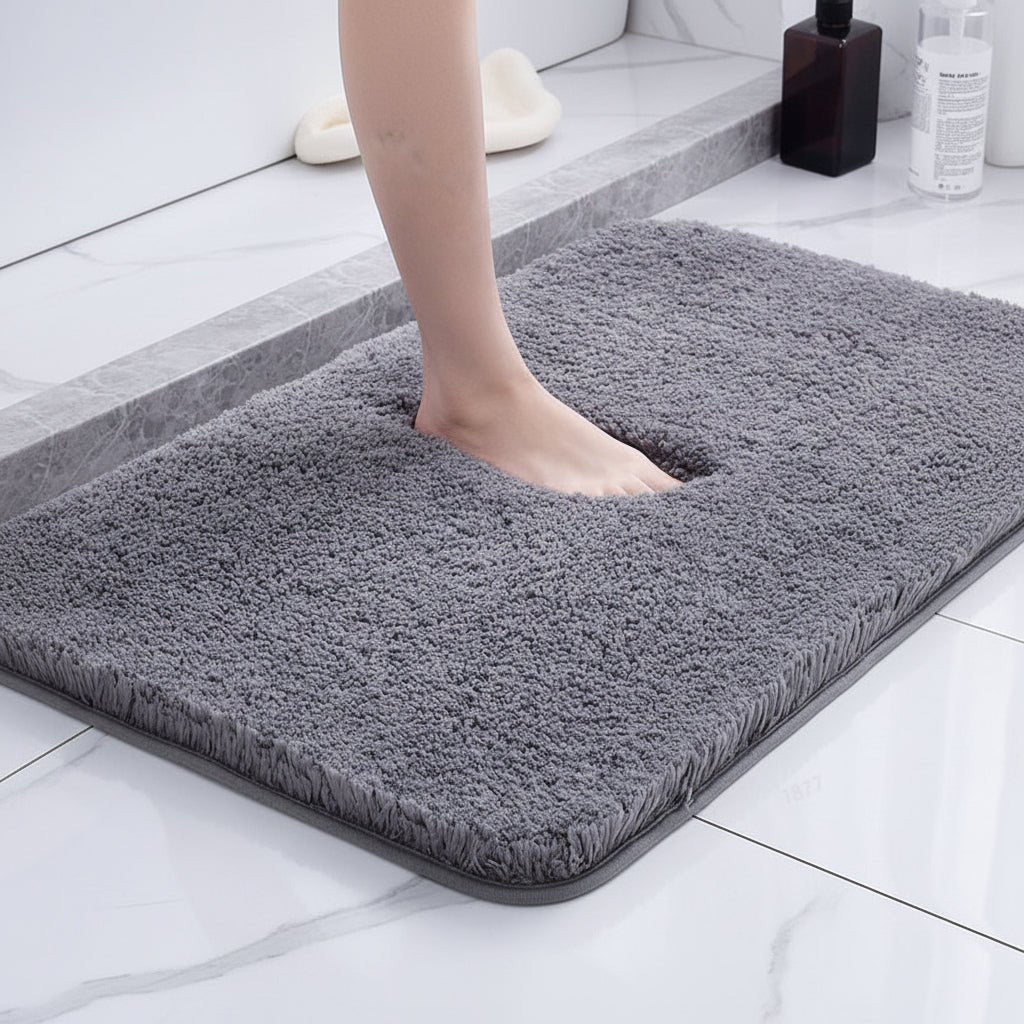 CLOUDSTEP – Fluffy Bathroom Rug with Soft Fur Texture