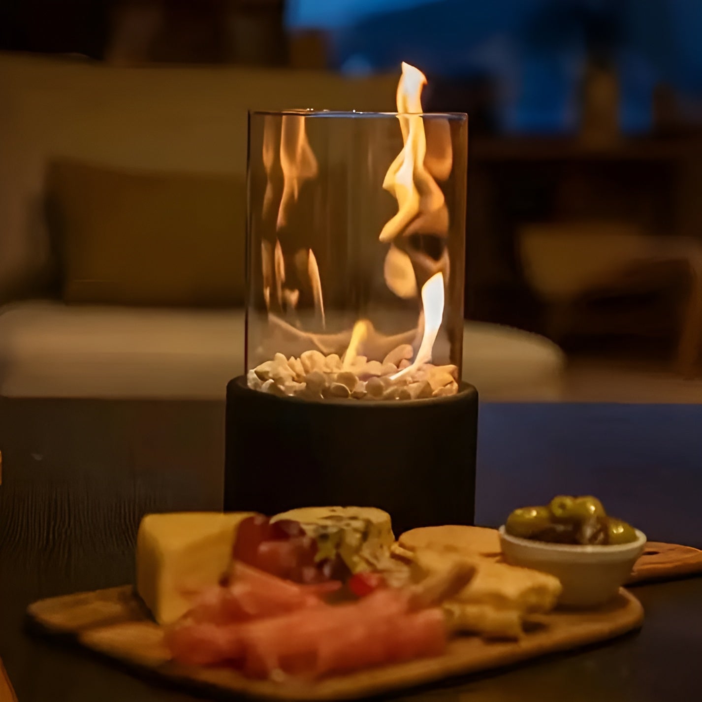 SleekFlame - Foyer de table sans fumée pour une utilisation intérieure et extérieure élégante