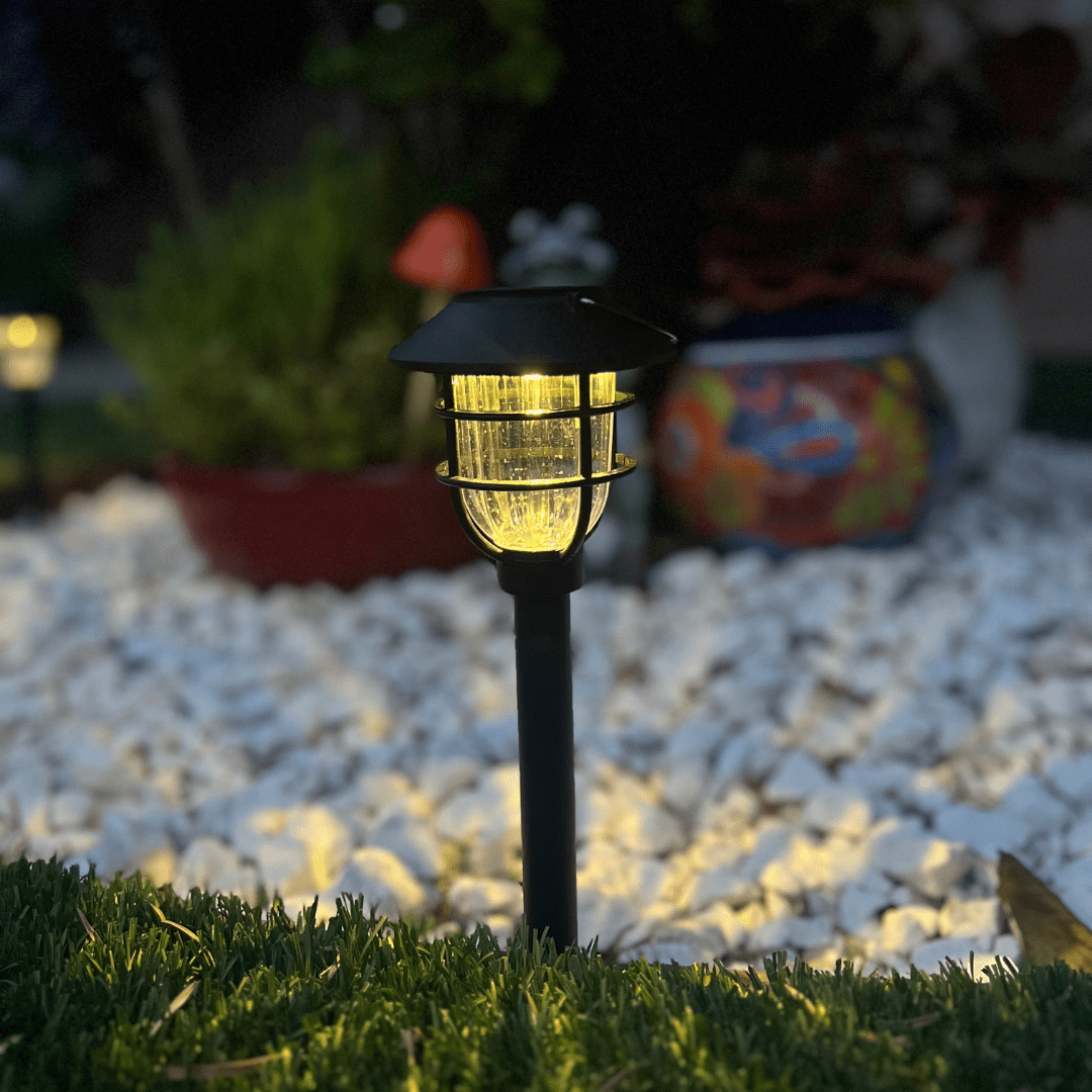 SUNTRAIL – Solarbetriebene LED Gartenpfadlichter für sichere Außenbeleuchtung