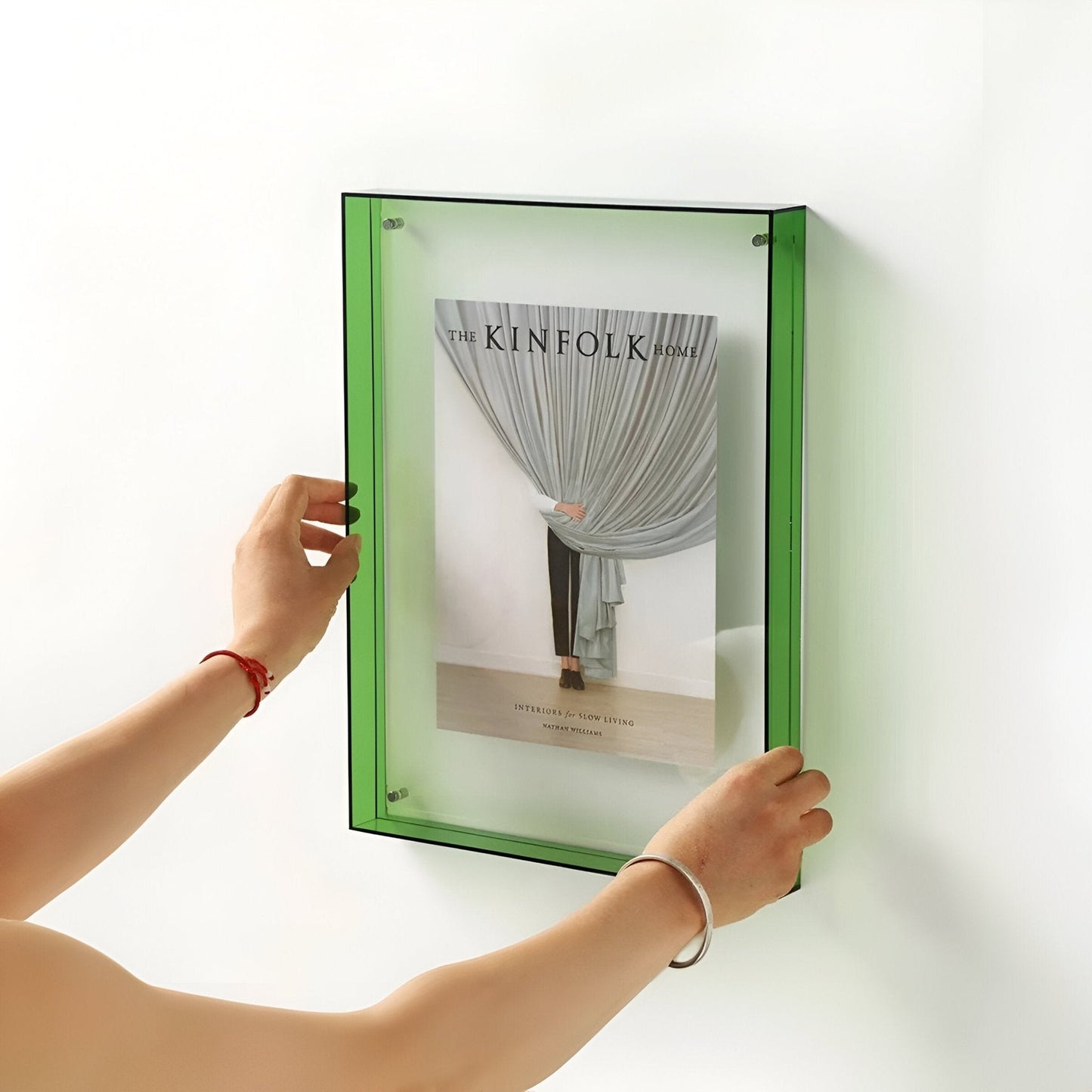 CRYSTAFRAME - Transparent acrylic picture frame for modern picture presentation