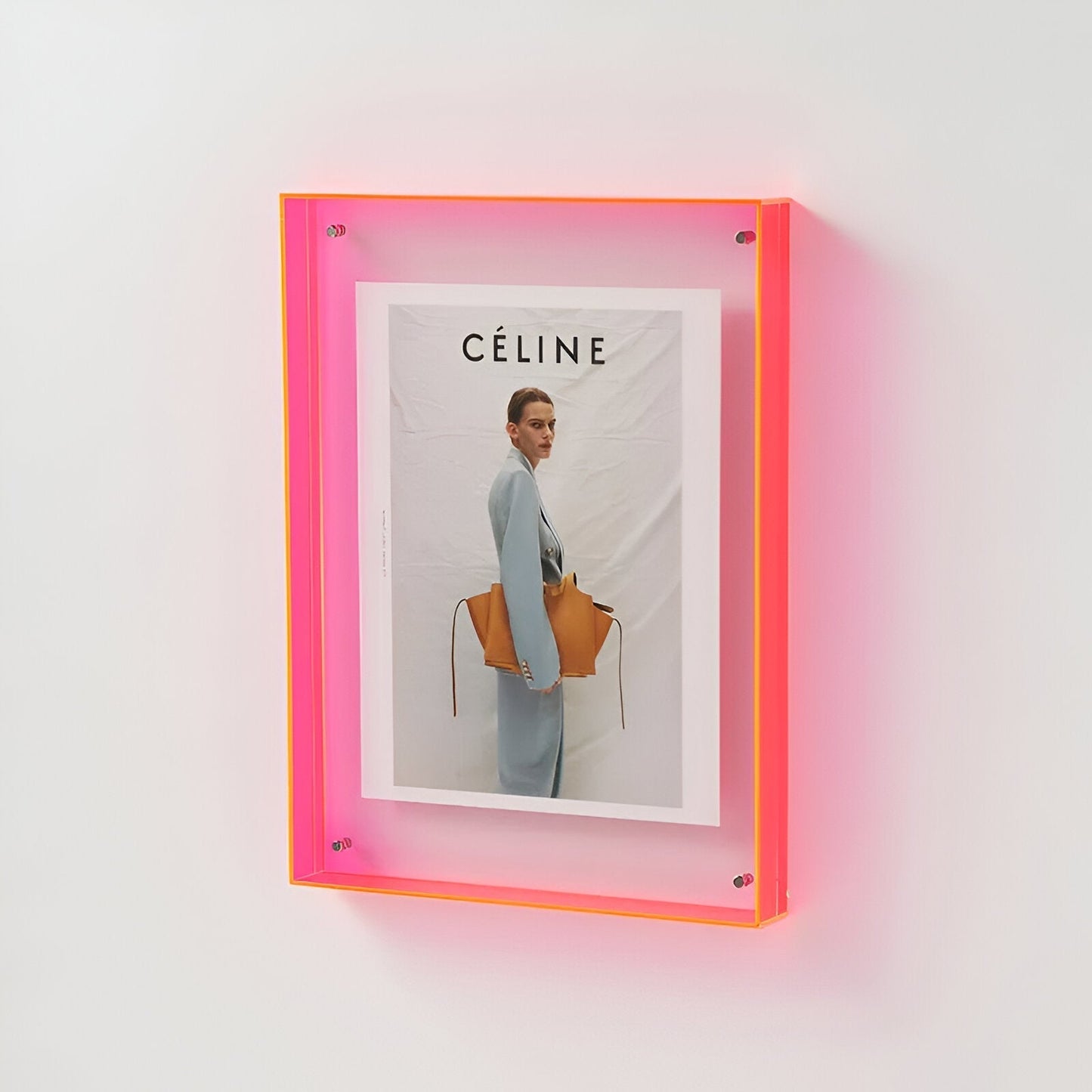 CRYSTAFRAME - Transparent acrylic picture frame for modern picture presentation